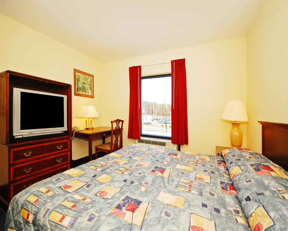 Econo Lodge Amelia Court House Szoba fotó